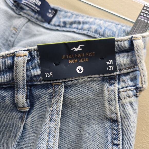 Hollister NWT Denim Ultra High-Rise Mom Jeans Stretch Blue 13R Classic 31x27 - Picture 4 of 7